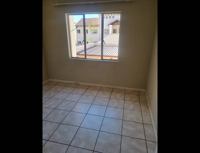 2 BEDROOM APARTMENT TO LET IN COUNTRY VIEW
